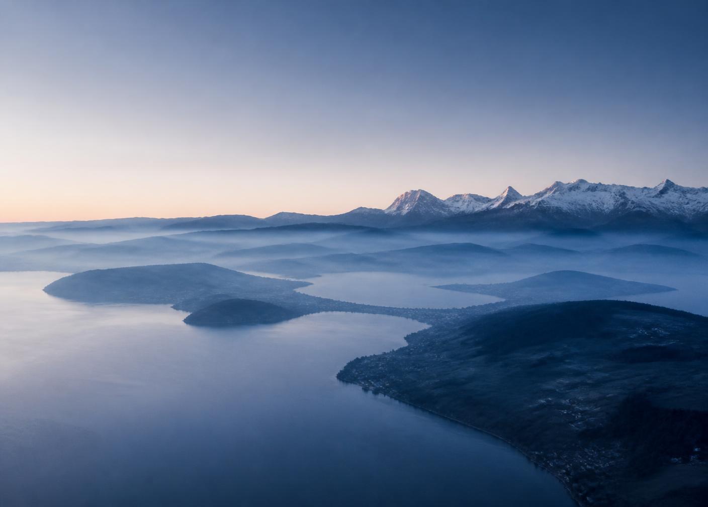 Lake Zug and the Swiss alps at sunrise